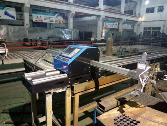 Jiaxin cnc placă de tăiere cu plasmă mașină / plasma mașină de tăiere cu CNC pentru oțel / computer controlate cu plasma de tăiere
