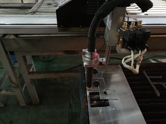 Automat mic CNC Plasma mașină de tăiat profil pentru foi de metal