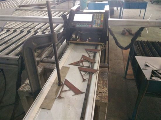 China producător CNC de tăiere cu plasmă și mașină de tăiat cu flacără mașină pentru tăiat aluminiu din oțel inoxidabil / fier / metal